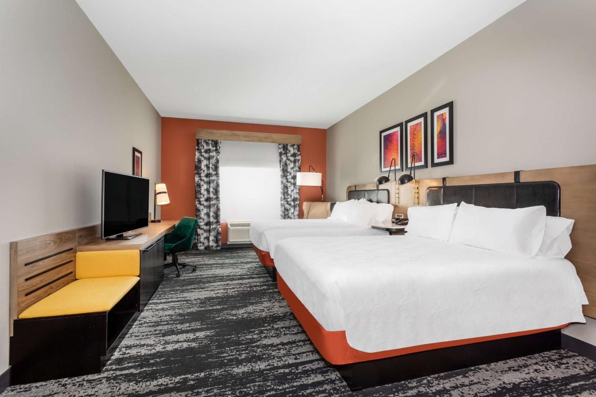 Hotel Hilton Garden Hays, Ks Hays